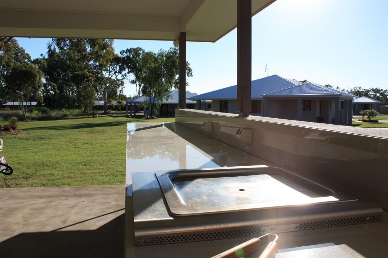 Casa Nostra Motel Rockhampton Εξωτερικό φωτογραφία